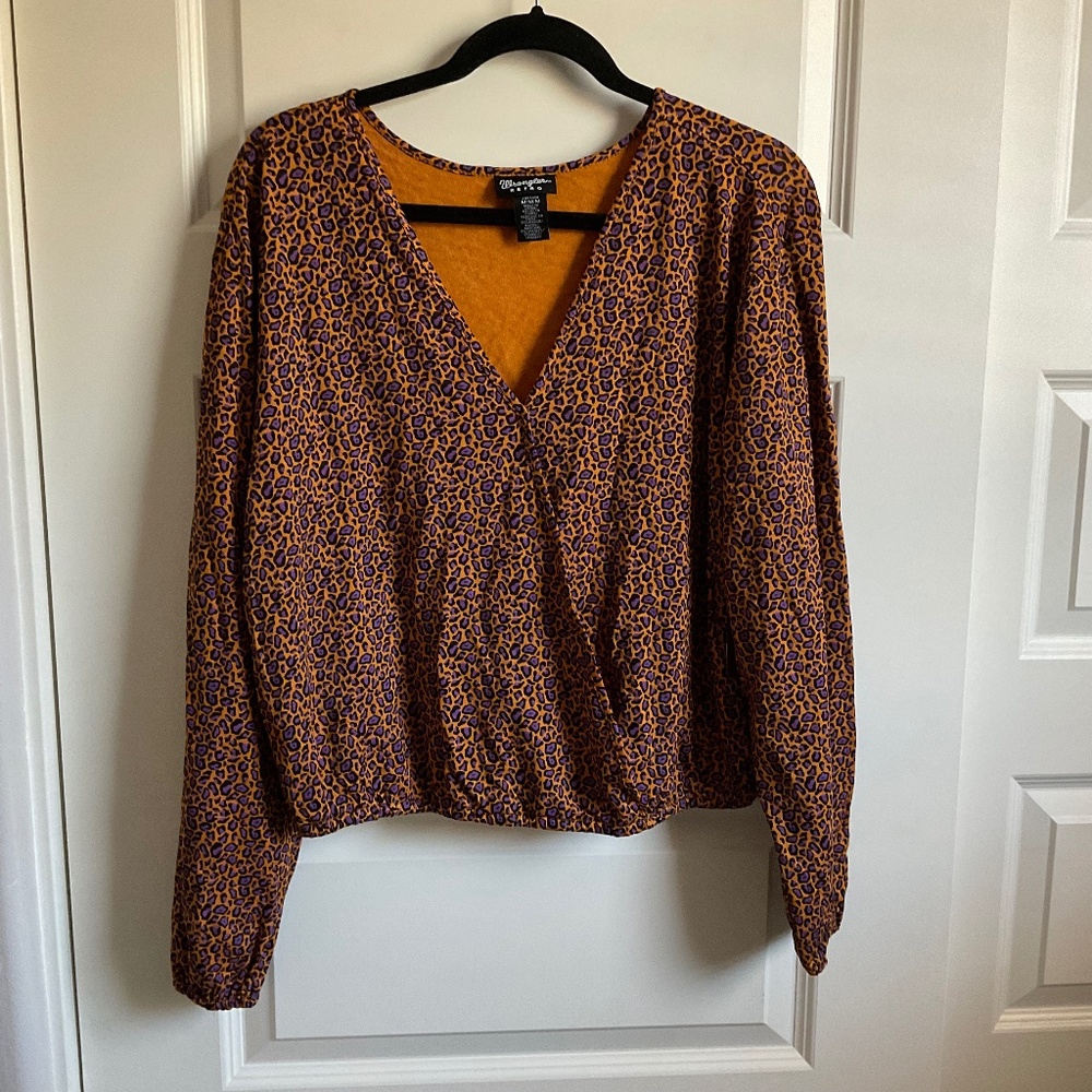 Wrangler Retro Leopard Print Long Sleeve Crossover Blouse - Size Medium‎